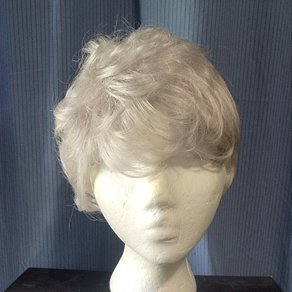 Paula Young wig euc average 60b